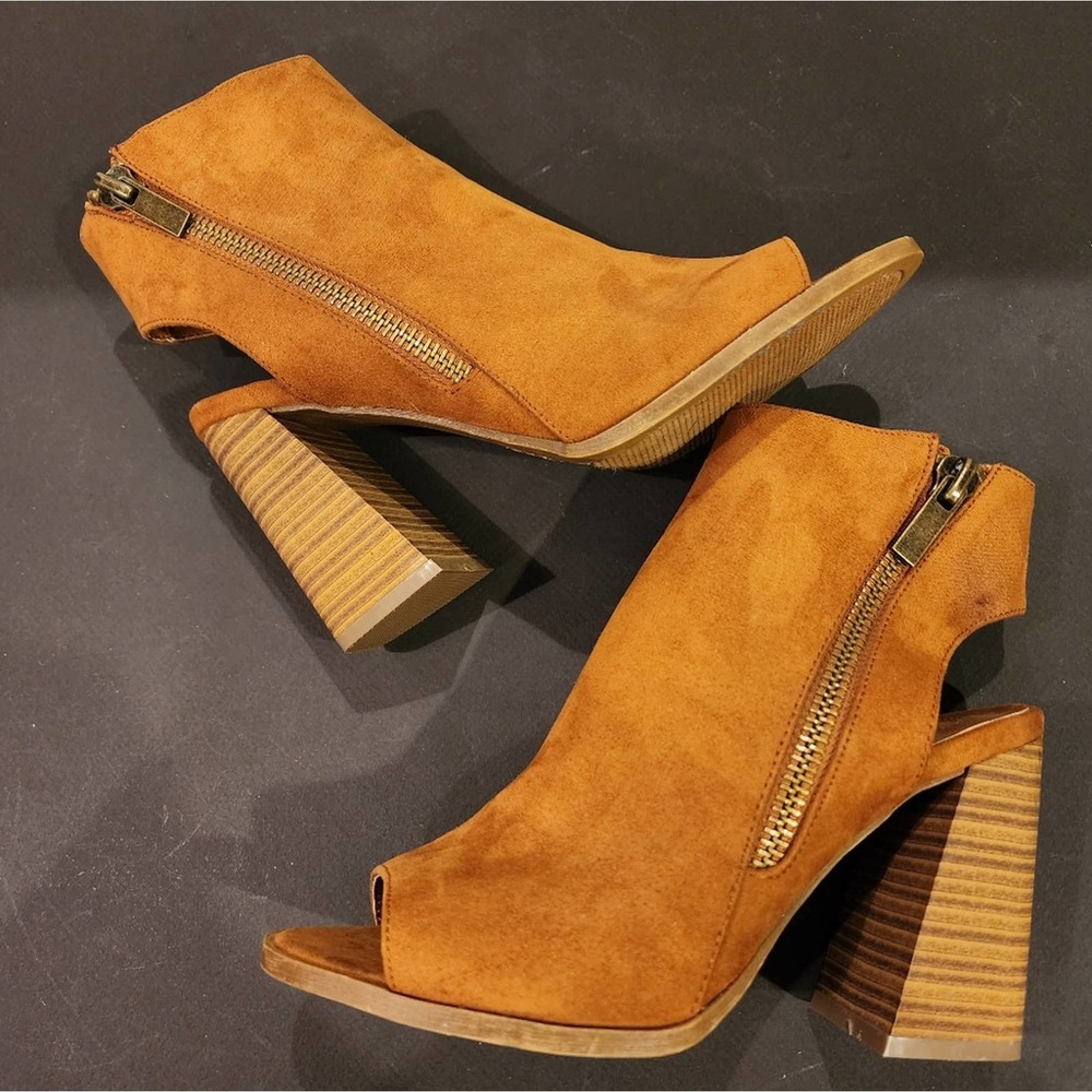 FOREVER 21 Cognac Microsuede Sandal Booties SIZE 9M